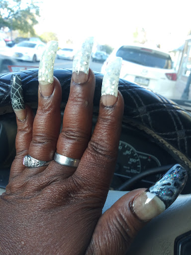 Nail Salon «La Nails Salon», reviews and photos, 307 N High St, Millville, NJ 08332, USA