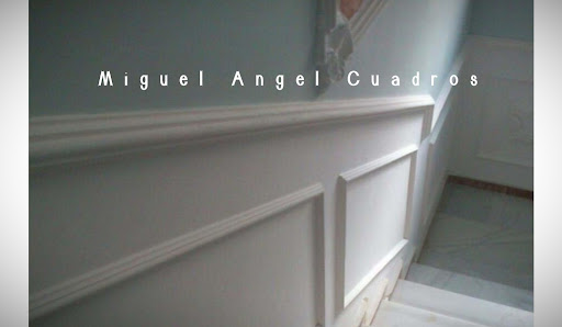 Miguel Angel Cuadros -arte en escayola-