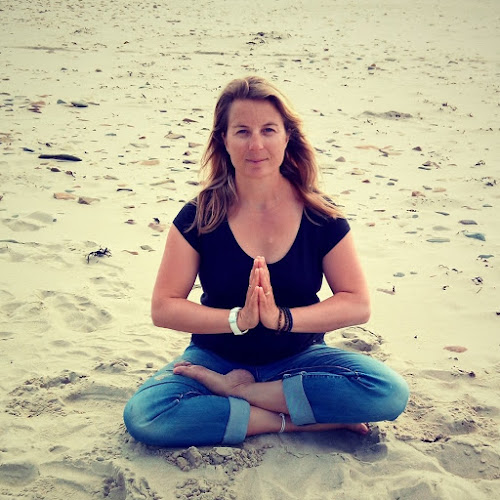 Cours de yoga Yogajna - Aline Charrière Dives-sur-Mer
