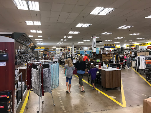 Home Improvement Store «HOBO- Home Owners Bargain Outlet», reviews and photos, 300 W North Ave, Villa Park, IL 60181, USA