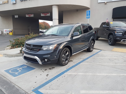 Car Dealer «Hanlees Chrysler Dodge Jeep Ram Kia», reviews and photos, 4318 Chiles Rd, Davis, CA 95618, USA