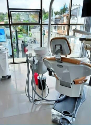 Opiniones de Oral Line Centro de Especialidades Odontológicas en Gualaceo - Dentista