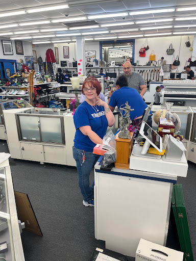 Pawn Shop «Pawn Max», reviews and photos, 1430 E Fowler Ave, Tampa, FL 33612, USA