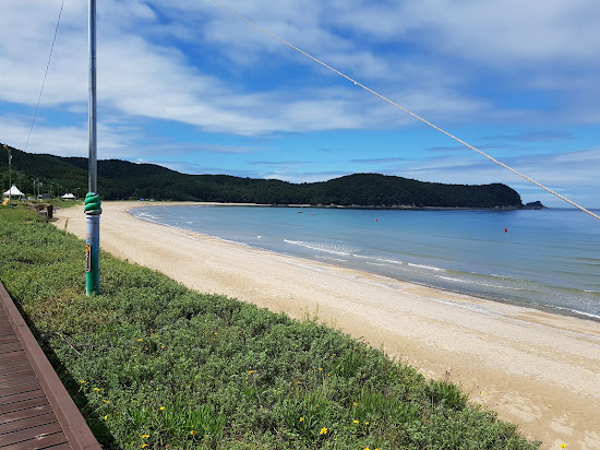 Guryepo Beach