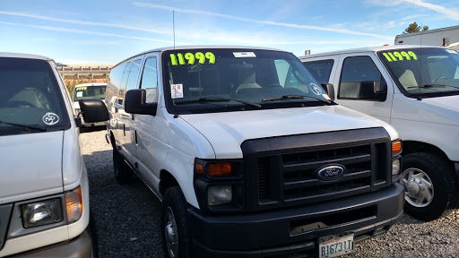Used Car Dealer «Royal Auto Sales», reviews and photos, 36104 W Valley Hwy S, Auburn, WA 98001, USA