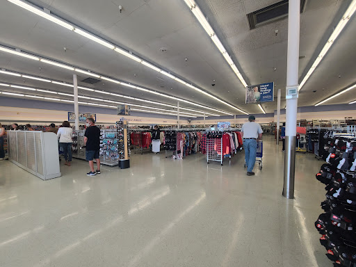Thrift Store «Goodwill», reviews and photos