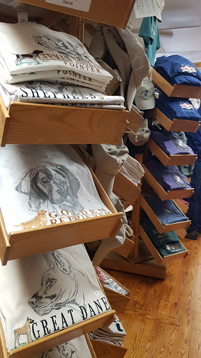 Pet Supply Store «Bark Harbor», reviews and photos, 150 Main St # 3, Bar Harbor, ME 04609, USA