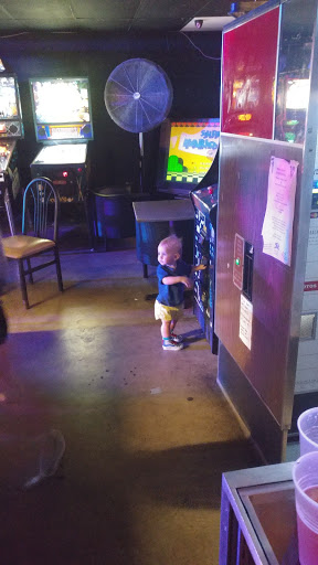 Bar & Grill «The Wormhole Neighborhood Pub & Music Venue», reviews and photos, 2307 Bull St, Savannah, GA 31401, USA