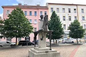 Statue of Jaroslav Hašek image