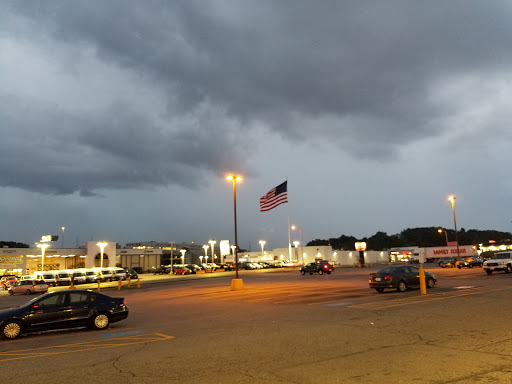 Liquor Store «Austin Liquors», reviews and photos, 117 Gold Star Blvd, Worcester, MA 01606, USA