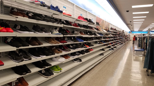 Clothing Store «Ross Dress for Less», reviews and photos, 2150 Southgate Rd, Colorado Springs, CO 80906, USA