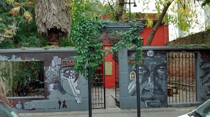 Información y opiniones sobre Lugosi Pub de La Plata, Buenos Aires, Argentina