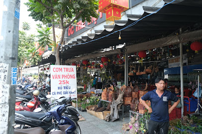 Chợ lan rừng Thành Thái