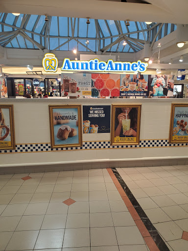 Computer Store «Apple Solomon Pond Mall», reviews and photos, 601 Donald Lynch Blvd, Marlborough, MA 01752, USA