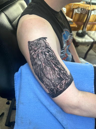 Explore knuckle tattoo ideas for men, creative tattoo ideas in Moweaqua, available at Fleshwound Tattoo