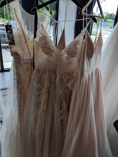 Bridal Shop «Renee Austin Wedding», reviews and photos, 1555 Plainfield Ave NE, Grand Rapids, MI 49505, USA