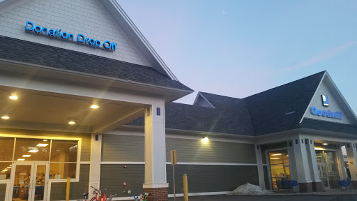 Thrift Store «Goodwill Store & Donation Center», reviews and photos