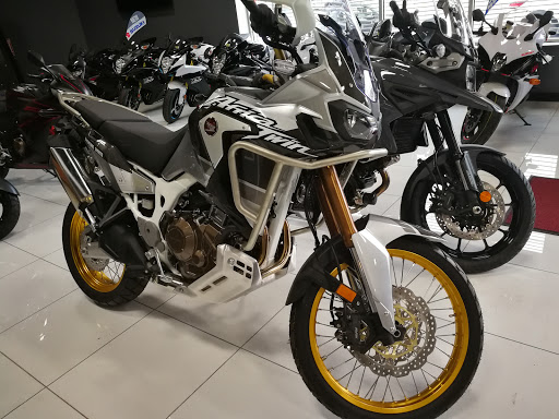 Motorcycle Dealer «Crossbay Motorsports of Howard Beach», reviews and photos, 164-01 Cross Bay Blvd, Howard Beach, NY 11414, USA