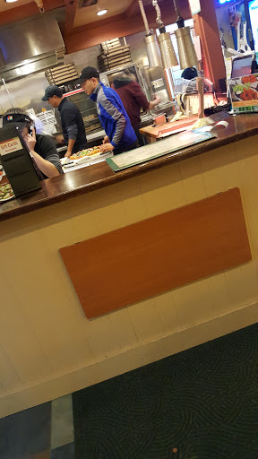 Pizza Restaurant «Round Table Pizza», reviews and photos, 815 1st St, Gilroy, CA 95020, USA