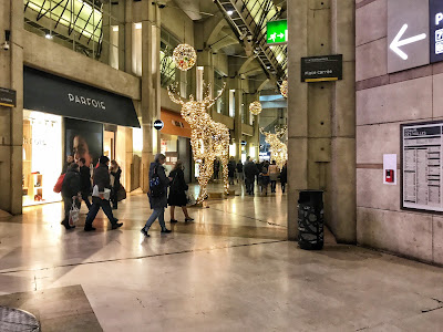 Parfois à Paris