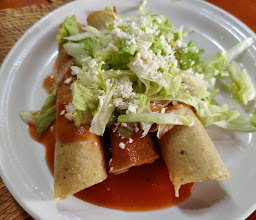 Cenaduria La Mexicana photo
