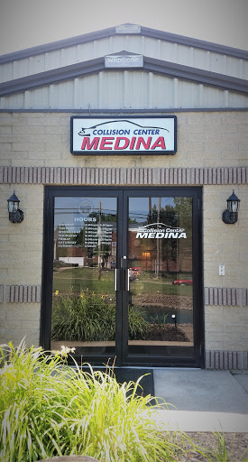 Auto Body Shop «Medina Collision Center», reviews and photos, 539 N State Rd, Medina, OH 44256, USA