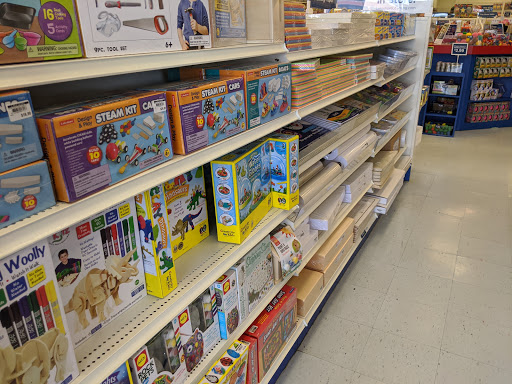 Educational Supply Store «Lakeshore Learning Store», reviews and photos, 7009 Manchester Blvd A, Alexandria, VA 22310, USA