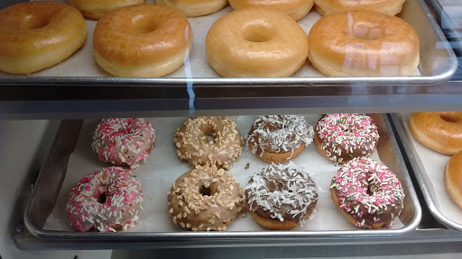 Donut Shop «Mesa Donuts», reviews and photos, 6008 E McKellips Rd, Mesa, AZ 85215, USA