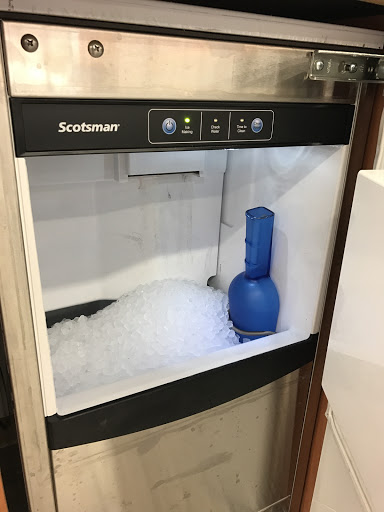 Appliance Store «Famous Tate Appliance & Bedding Centers», reviews and photos, 1015 E Brandon Blvd, Brandon, FL 33511, USA