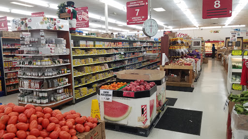 Shopping Mall «Pines Shopping Center», reviews and photos, 650 Elden St, Herndon, VA 20170, USA