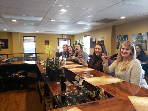 Wine Bar «Holtkamp Winery Tasting Room», reviews and photos, 6781 Harrison Ave, Cincinnati, OH 45247, USA