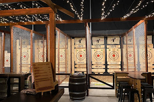 CHOP IT Axe Throwing Alley Victor Harbor image