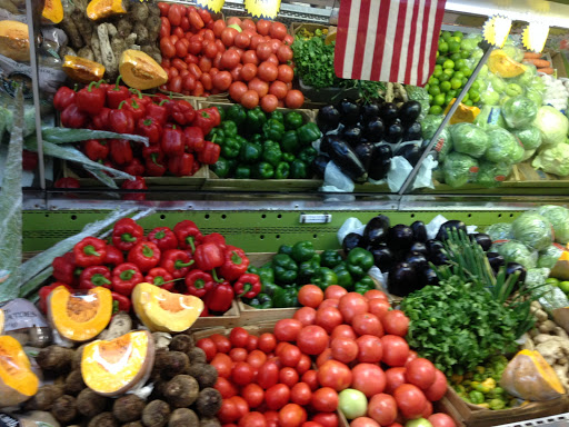 Latin American Restaurant «La Familia Latin Hot Food & Grocery», reviews and photos, 120 E Brandon Blvd, Brandon, FL 33511, USA