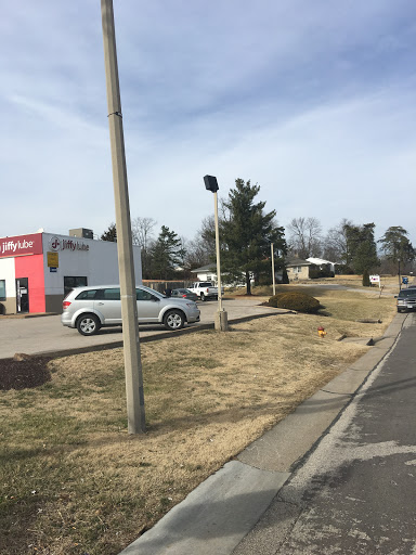 Oil Change Service «Jiffy Lube», reviews and photos, 14701 Manchester Rd, Ballwin, MO 63011, USA