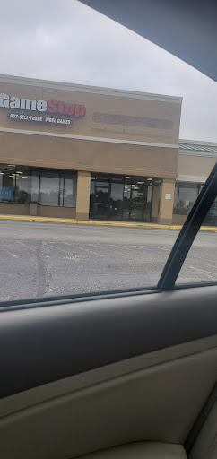 GameStop, 411 E Clifty Dr STE B, Madison, IN 47250, USA, 