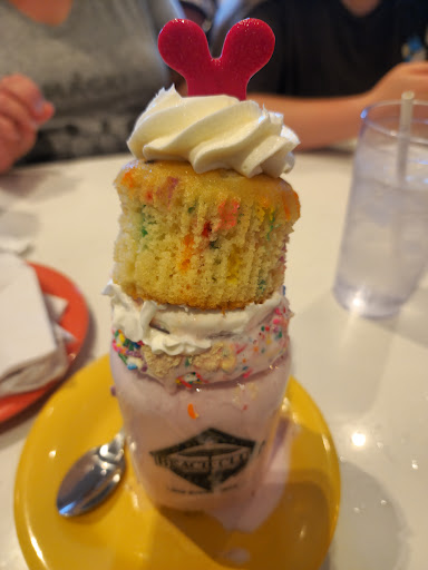 Dessert Shop «Beaches & Cream Soda Shop», reviews and photos, 1800 Epcot Resorts Blvd, Orlando, FL 32830, USA