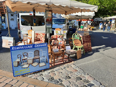 Marie Rempaillage Chaises à Juvigné