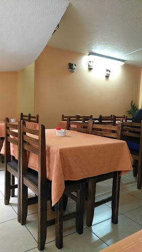 Opiniones de Lo Tradicional Restaurant-Cafetería en Cayambe - Restaurante