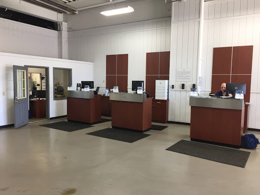 Car Dealer «Middletown Ford», reviews and photos, 1750 N Verity Pkwy, Middletown, OH 45042, USA