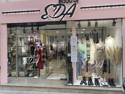 Magasin de vêtements pour femmes Moda By Eda Avignon