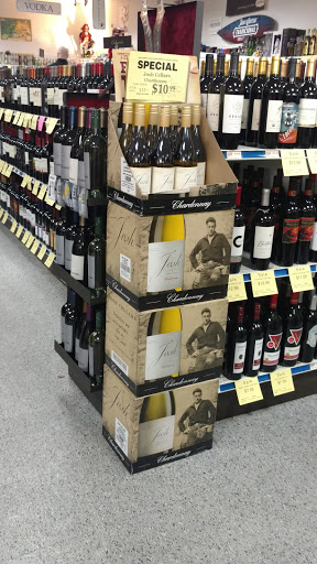 Liquor Store «Montgomery County Liquor & Wine - Cloverly», reviews and photos, 723 Cloverly St, Silver Spring, MD 20905, USA