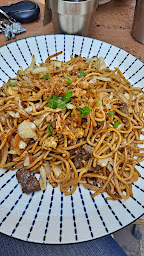 Photo n°102 de Nanakô à Rouen ()