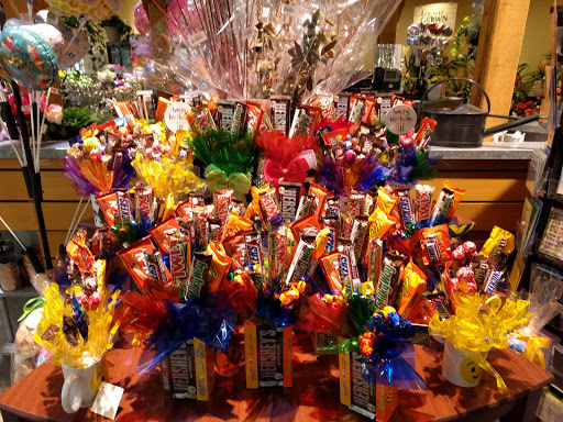 Grocery Store «Safeway», reviews and photos, 1801 W 11th St, Tracy, CA 95376, USA