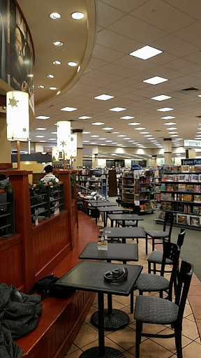 Book Store «Barnes & Noble», reviews and photos, 4801 Concord Pike, Wilmington, DE 19803, USA