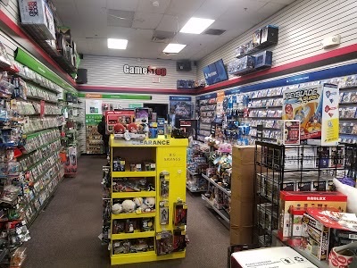 Video Game Store «GameStop», reviews and photos, 17 W Palisade Ave, Englewood, NJ 07631, USA