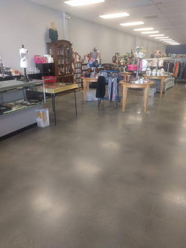 Thrift Store «Goodwill Thrift Store & Job Training Center», reviews and photos, 697 Emory Valley Rd, Oak Ridge, TN 37830, USA