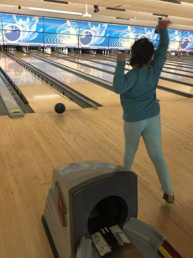 Bowling Alley «Blue Valley Lanes Inc», reviews and photos, 495 E Moorestown Rd, Wind Gap, PA 18091, USA