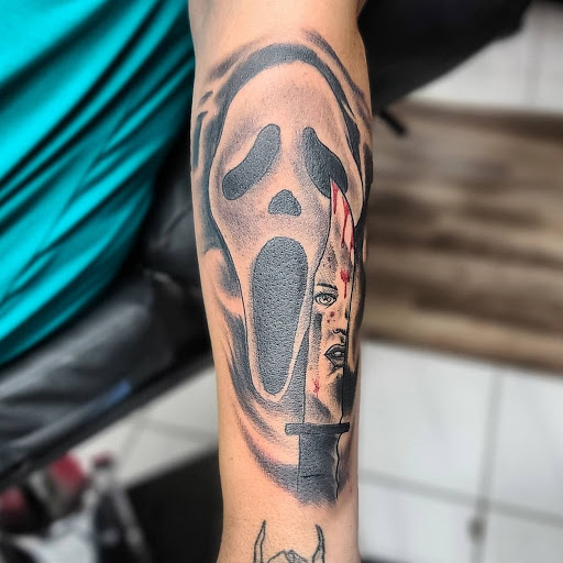 Tattoo Shop «East Providence Tattoo», reviews and photos, 2399 Pawtucket Ave, East Providence, RI 02914, USA