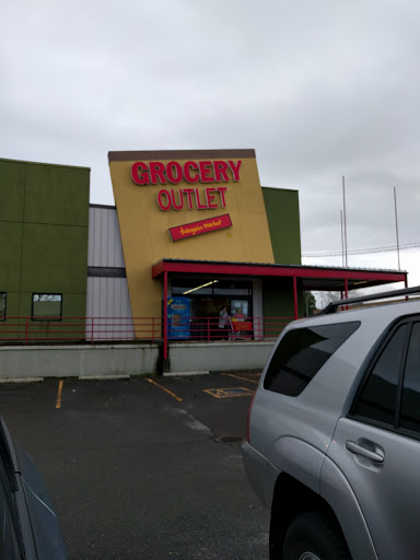 Grocery Store «Grocery Outlet Bargain Market», reviews and photos, 299 D St NE, Salem, OR 97301, USA