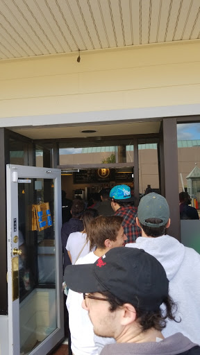 Donut Shop «B. Doughnut», reviews and photos, 7 Loudoun St SW, Leesburg, VA 20175, USA